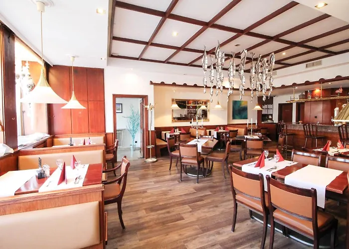Hotel Am Zoo 3*